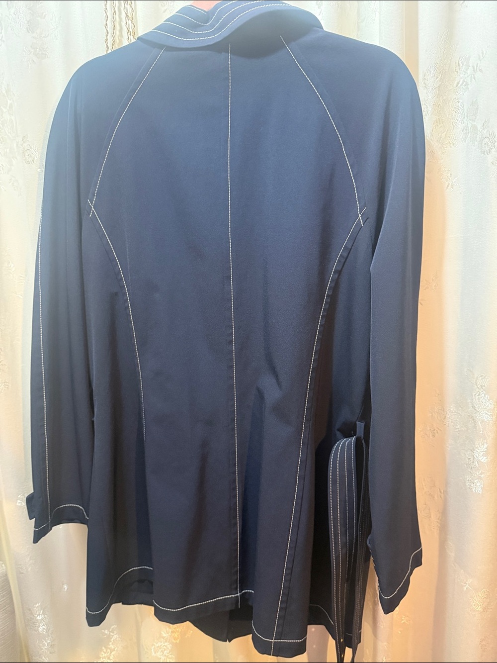 St John Classic Navy Trench Coat with White Stitching and Gold Accents & Belt - Picture 7 of 10